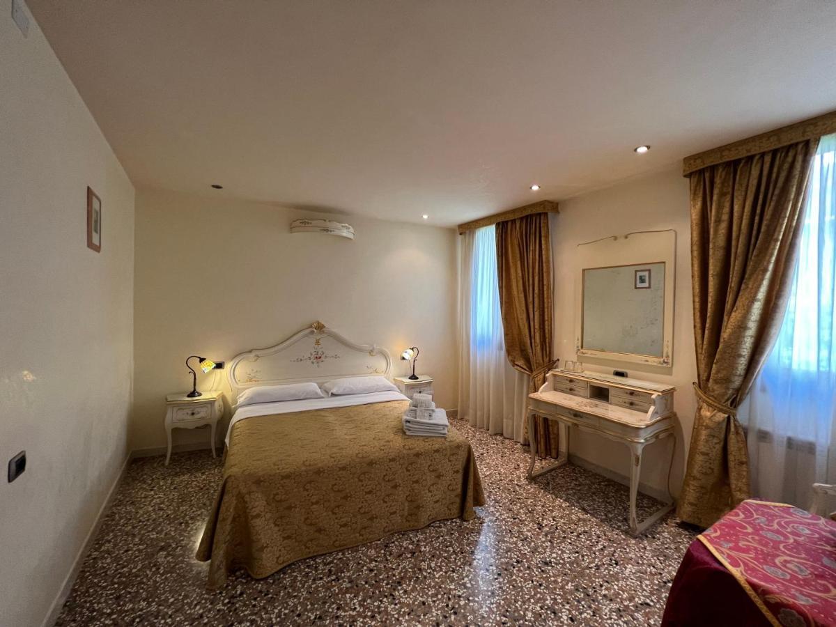 Venice Inn Guest house